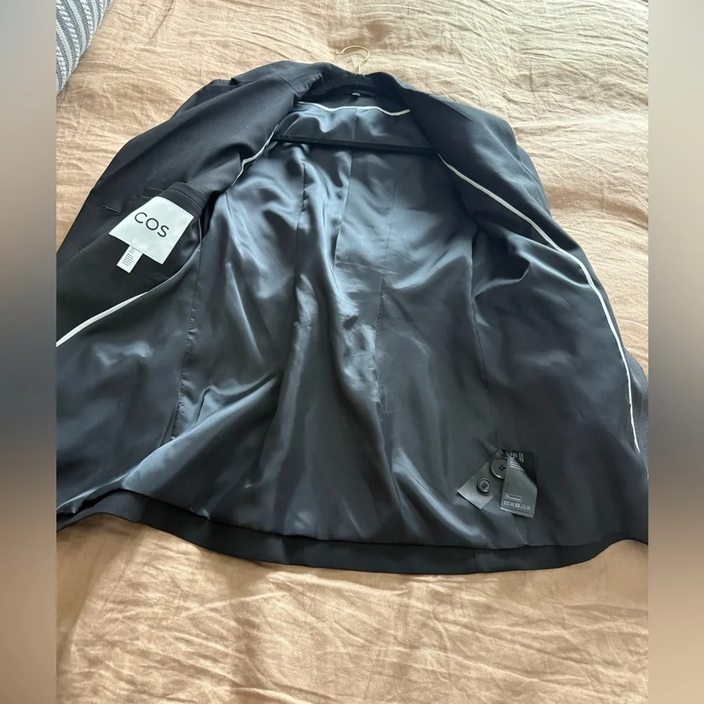 COS Classic Black Women's tailored Blazer